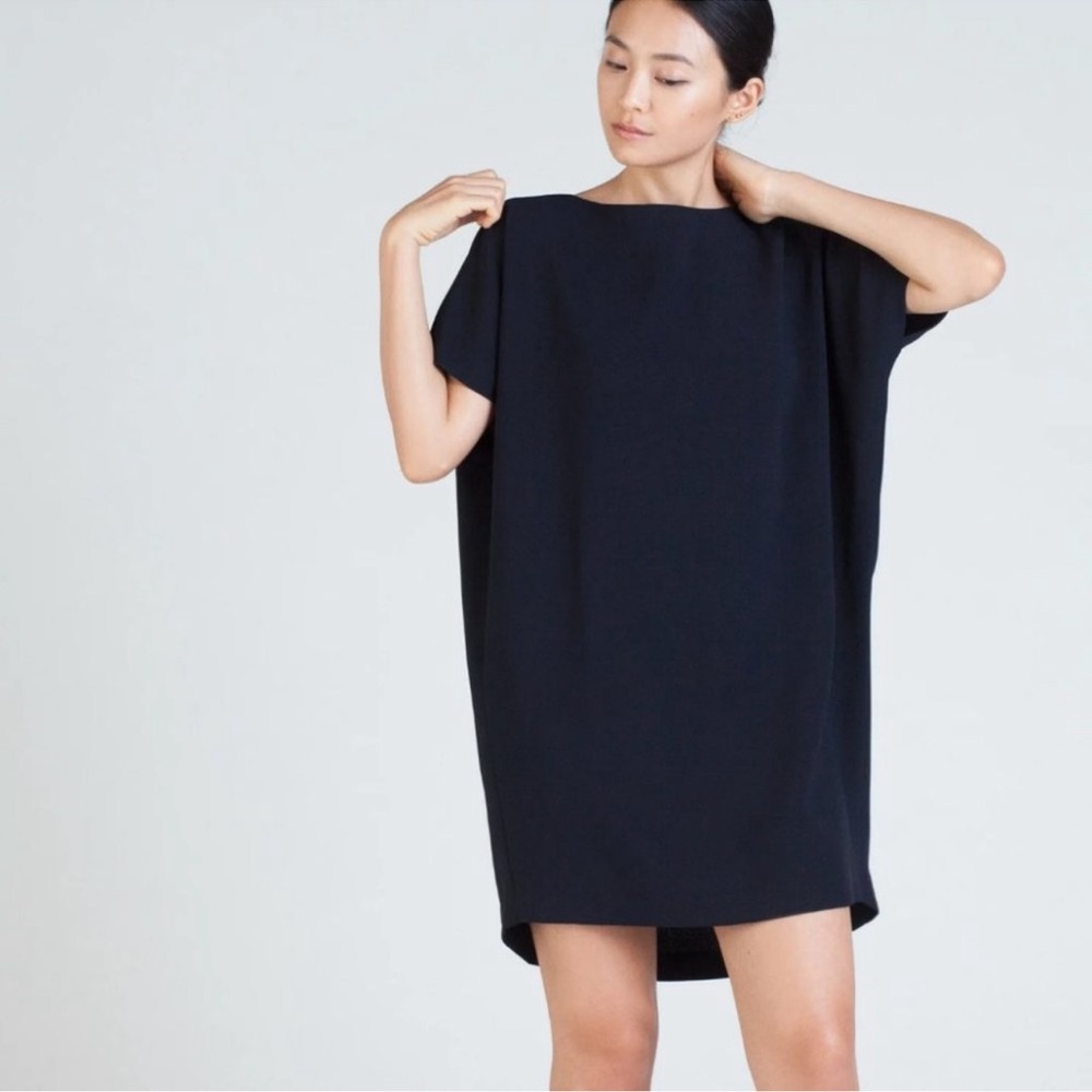 NWT Kaarem‎ triangle dolman open back dress in blue/black size small - Picture 2 of 12